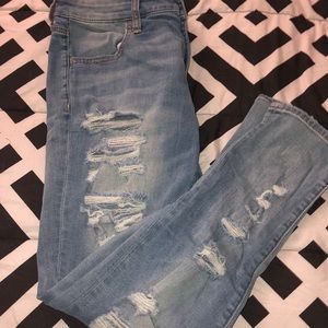 American Eagle Ripped jeans